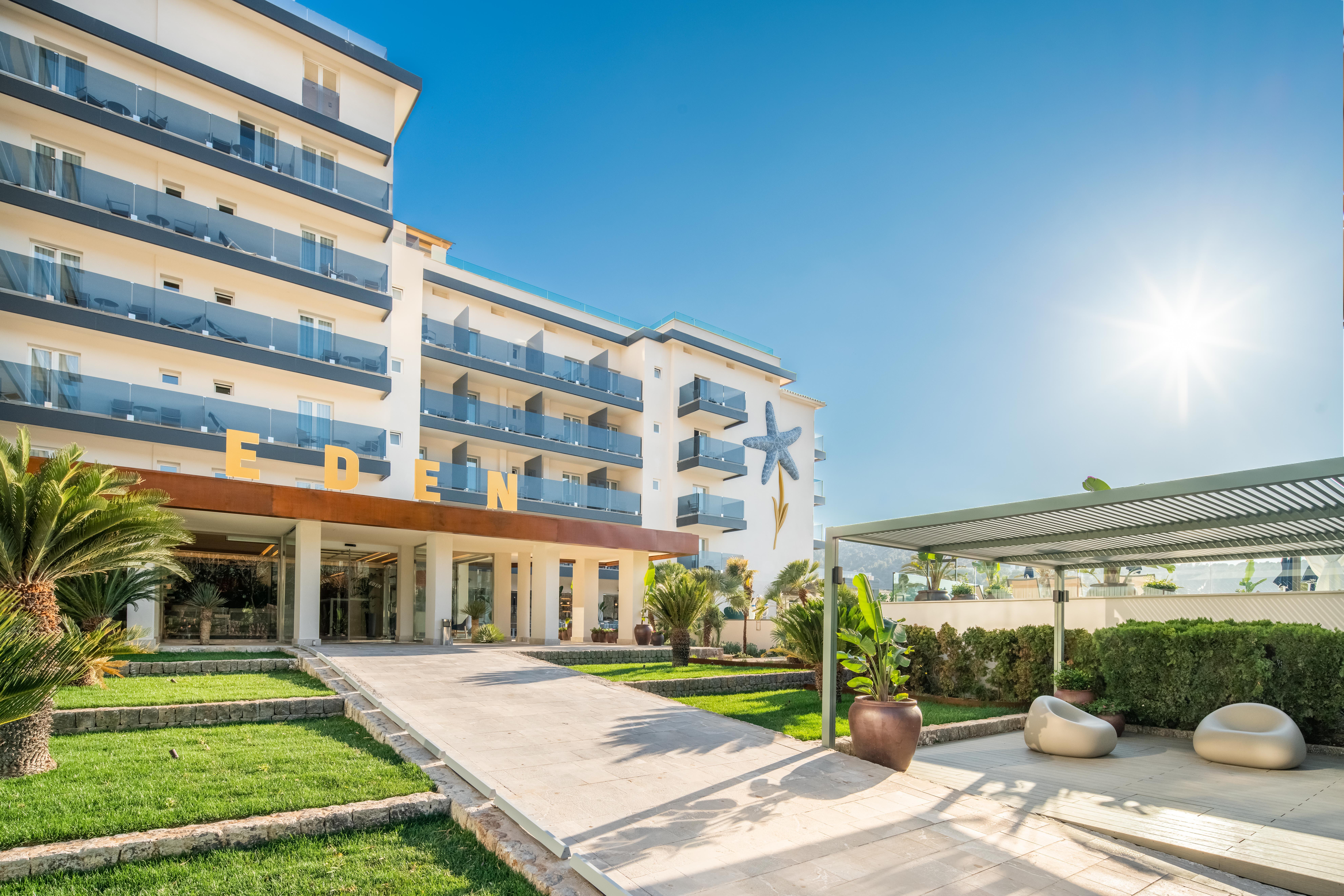 Hotel Eden Soller Port De Soller Bagian luar foto